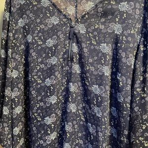 Maurice’s brand 3/4 length sleeve shirt. Size XL